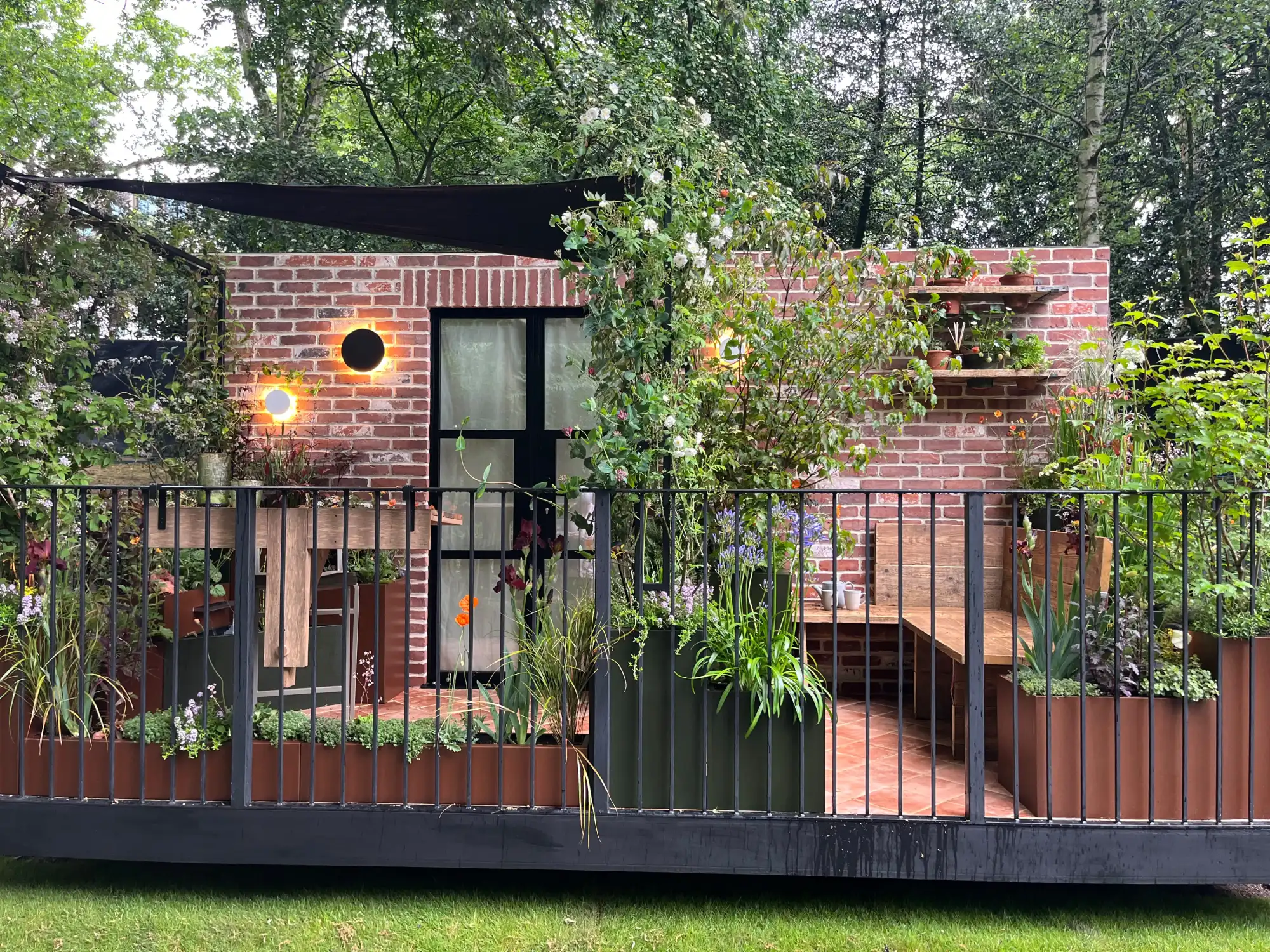 The Transient Garden - GardensDB